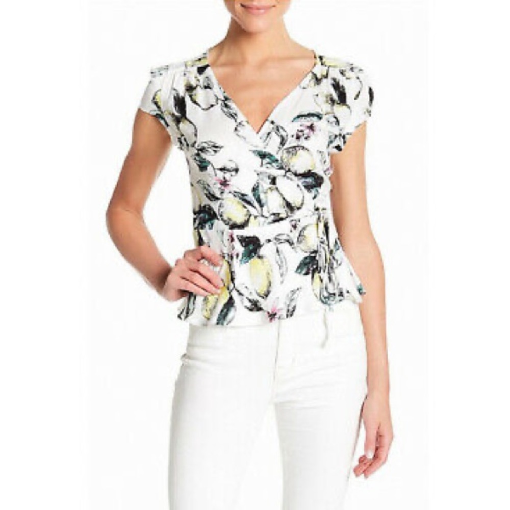 Nordstrom Lemon Floral Top